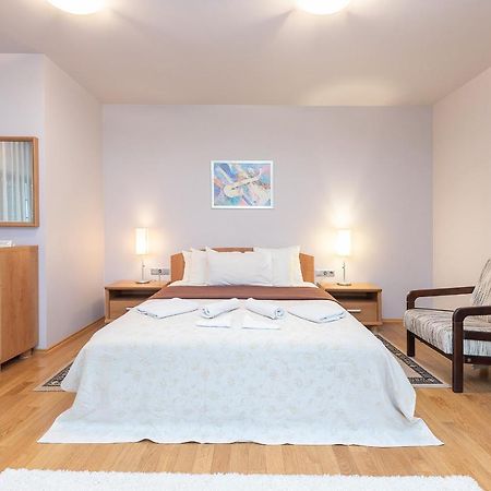 Room In Guest Room - Valensija - Large Suite Jūrkalne 外观 照片