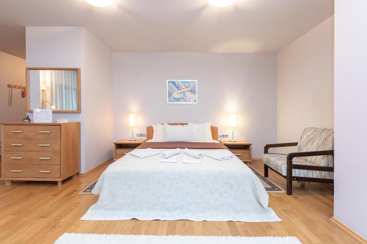 Room In Guest Room - Valensija - Large Suite Jūrkalne 外观 照片